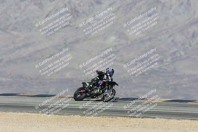 media/Dec-07-2025-CVMA (Sun) [[3e7d2de5dc]]/Race 7-Formula Lightweight Twins Shootout/